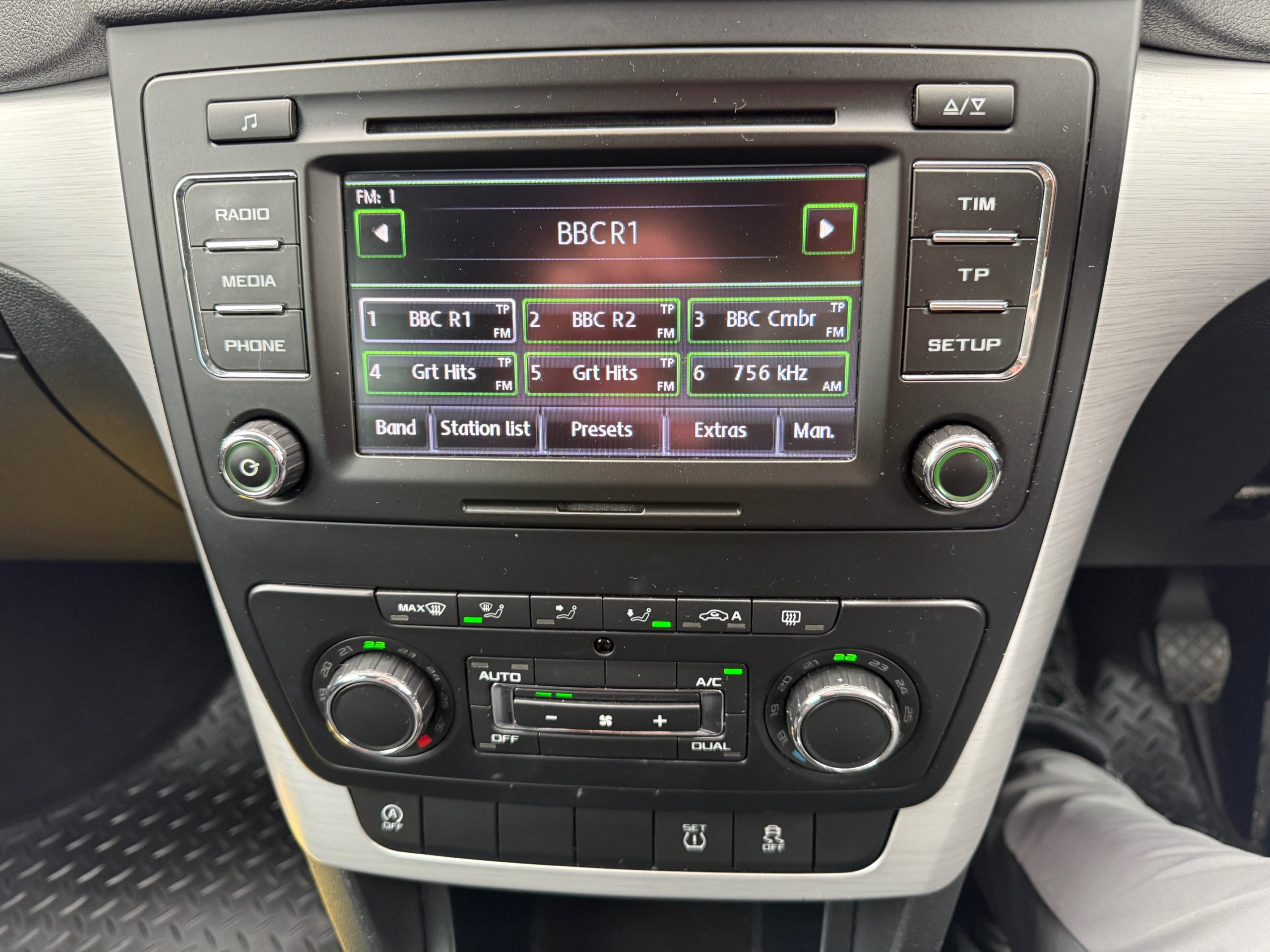 
								Skoda Yeti Outdoor SE Greenline 1.6 TDI full									