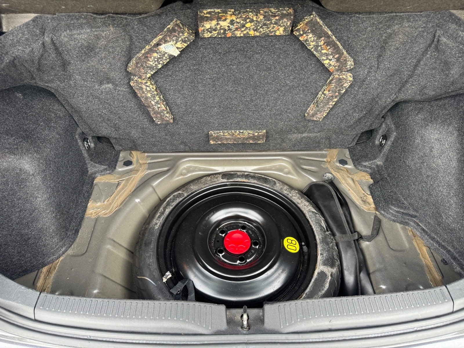 
								Toyota Auris TR 1.6 VVT-L 3DR full									