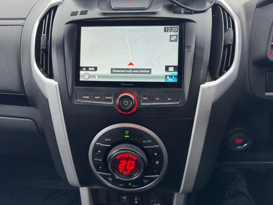 
								Isuzu D-max Utah £11,495+ VAT full									