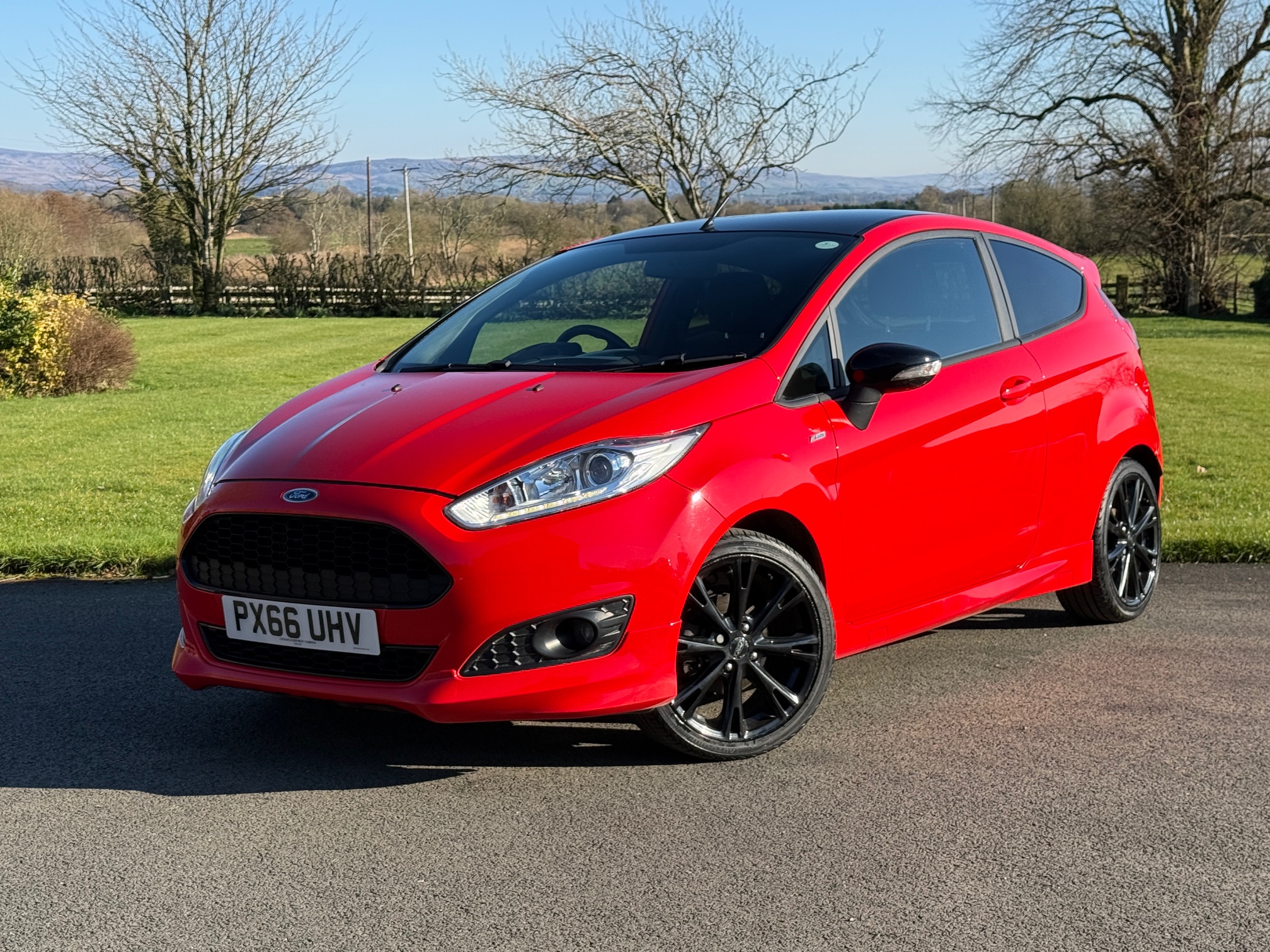 
								Ford Fiesta ST-Line 3dr full									