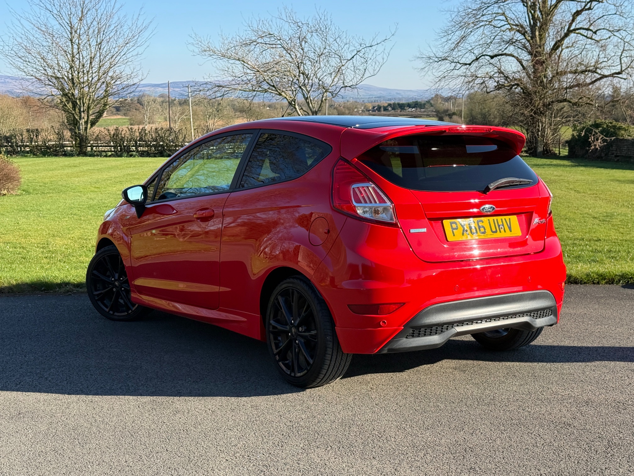 
								Ford Fiesta ST-Line 3dr full									