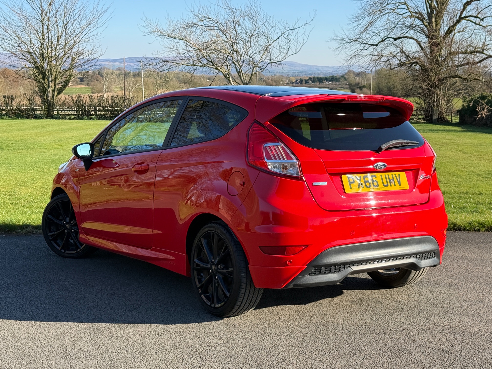 
								Ford Fiesta ST-Line 3dr full									
