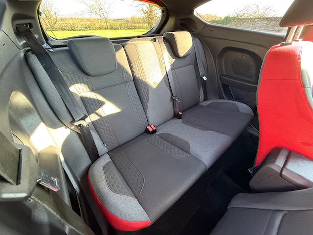 
								Ford Fiesta ST-Line 3dr full									