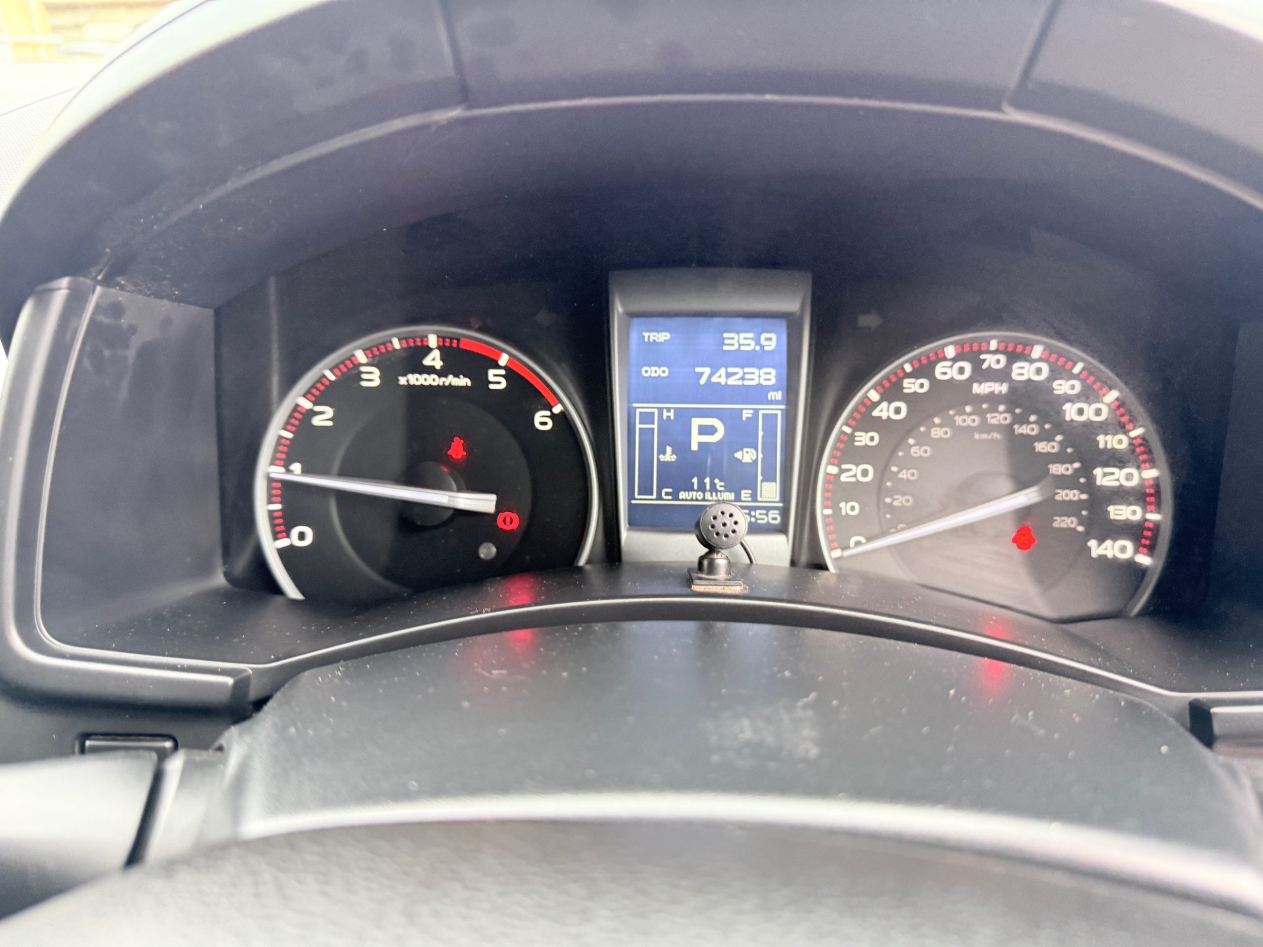 
								Isuzu D-Max Blade Automatic 2.5 Twin Turbo full									