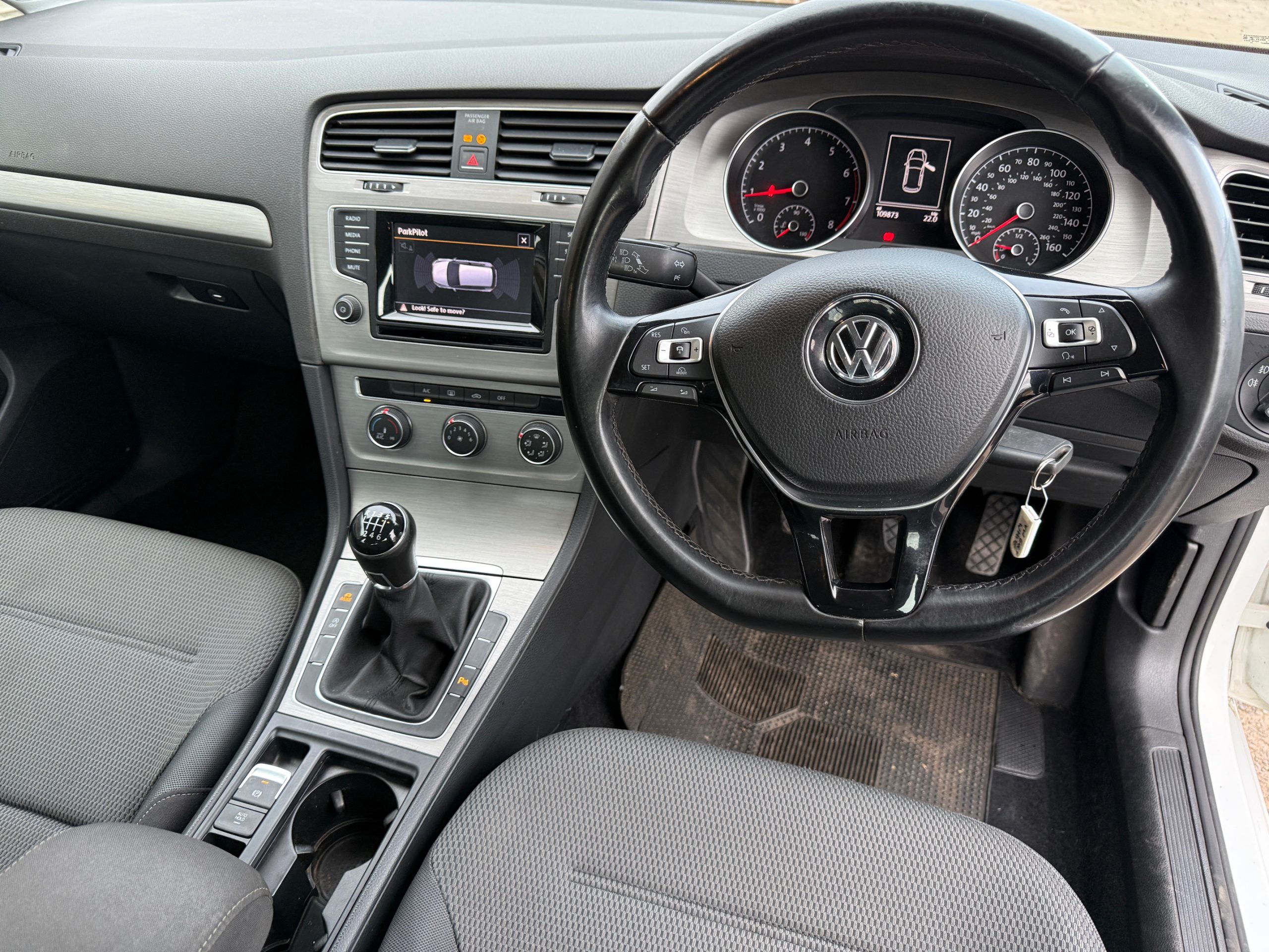 
								Volkswagen Golf 1.4 TSi Match 5dr full									