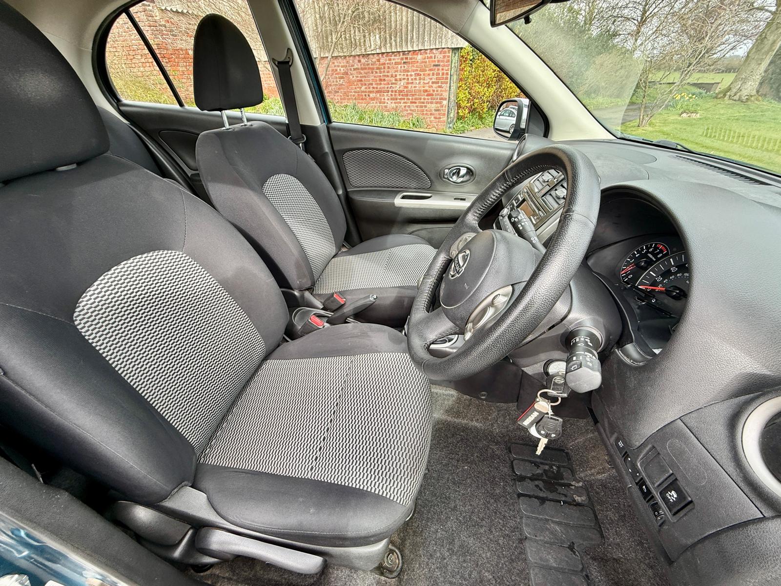 
								NISSAN MICRA ACENTA 1.2 5dr full									