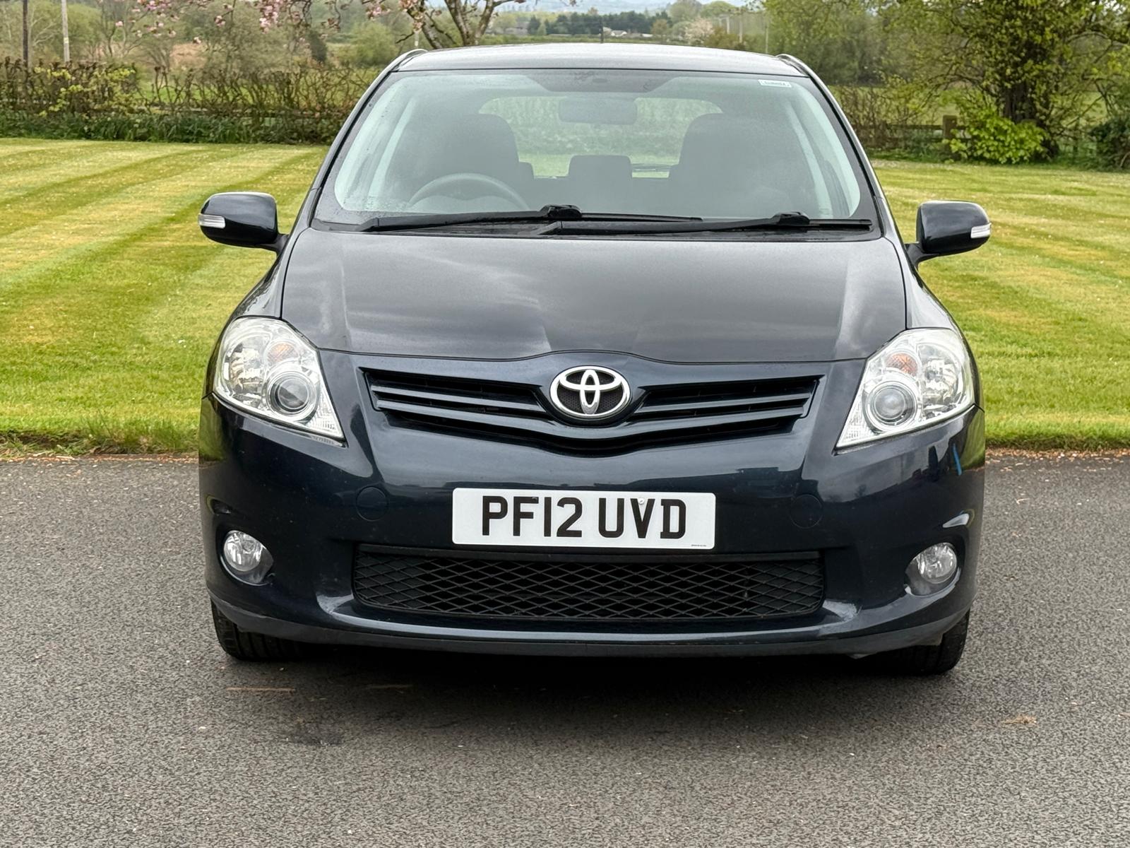 
								Toyota Auris Colour Collection 1.3 VVTi full									