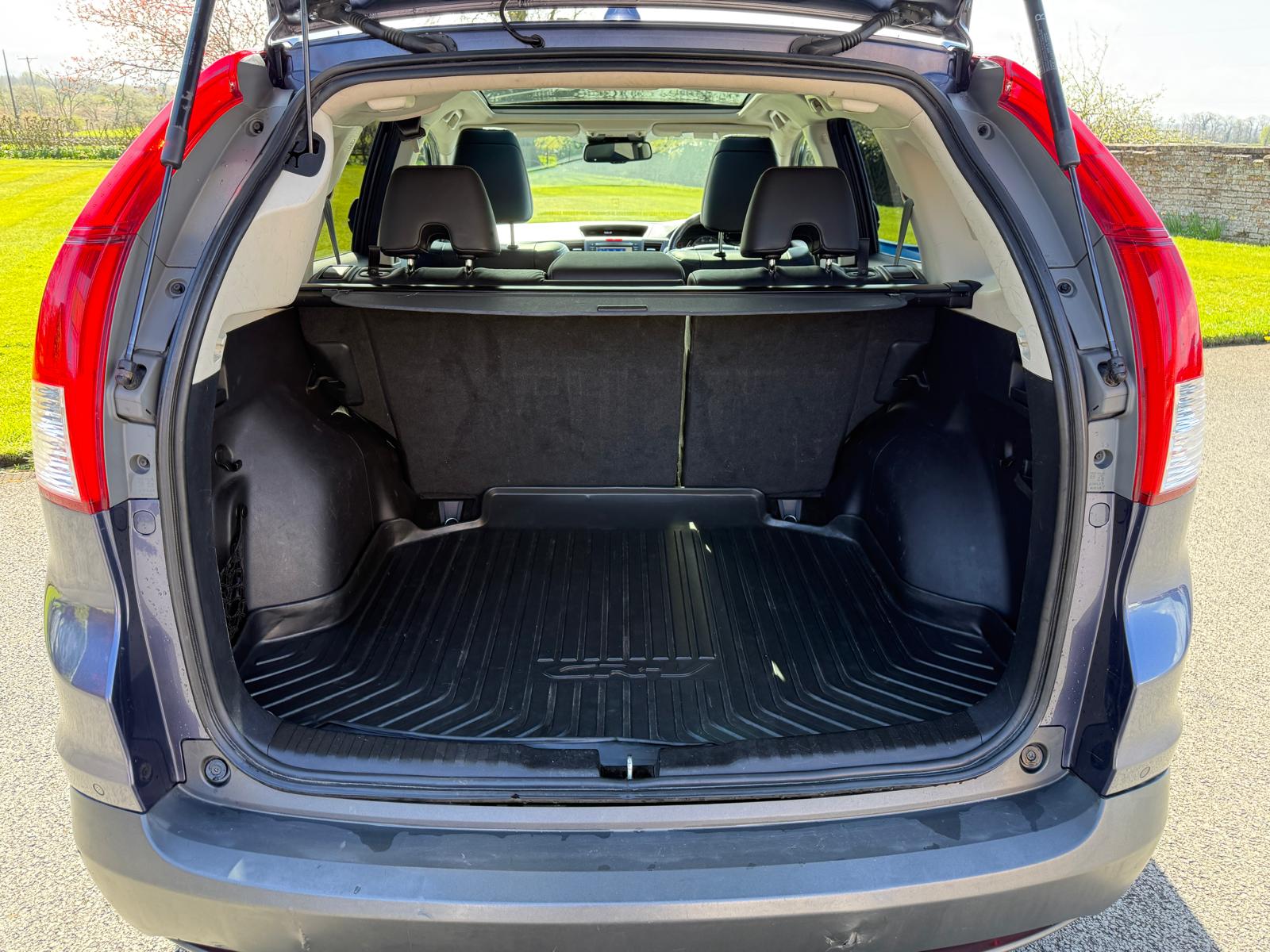 
								Honda CR-V 2.2i DTEC EX full									