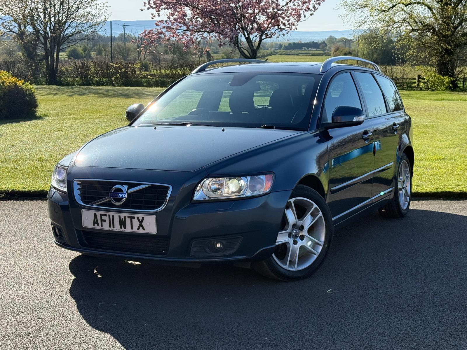
								VOLVO V50 SE LUX DRIVE D2 full									