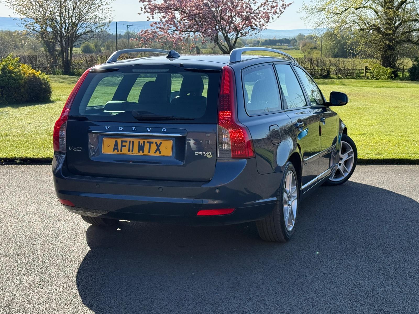 
								VOLVO V50 SE LUX DRIVE D2 full									