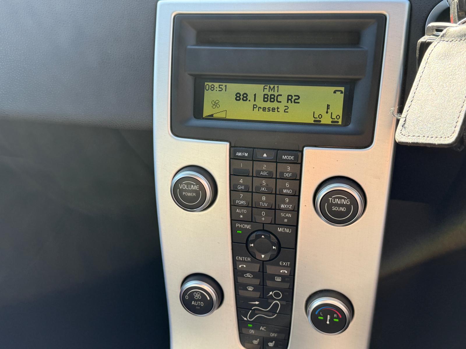 
								VOLVO V50 SE LUX DRIVE D2 full									