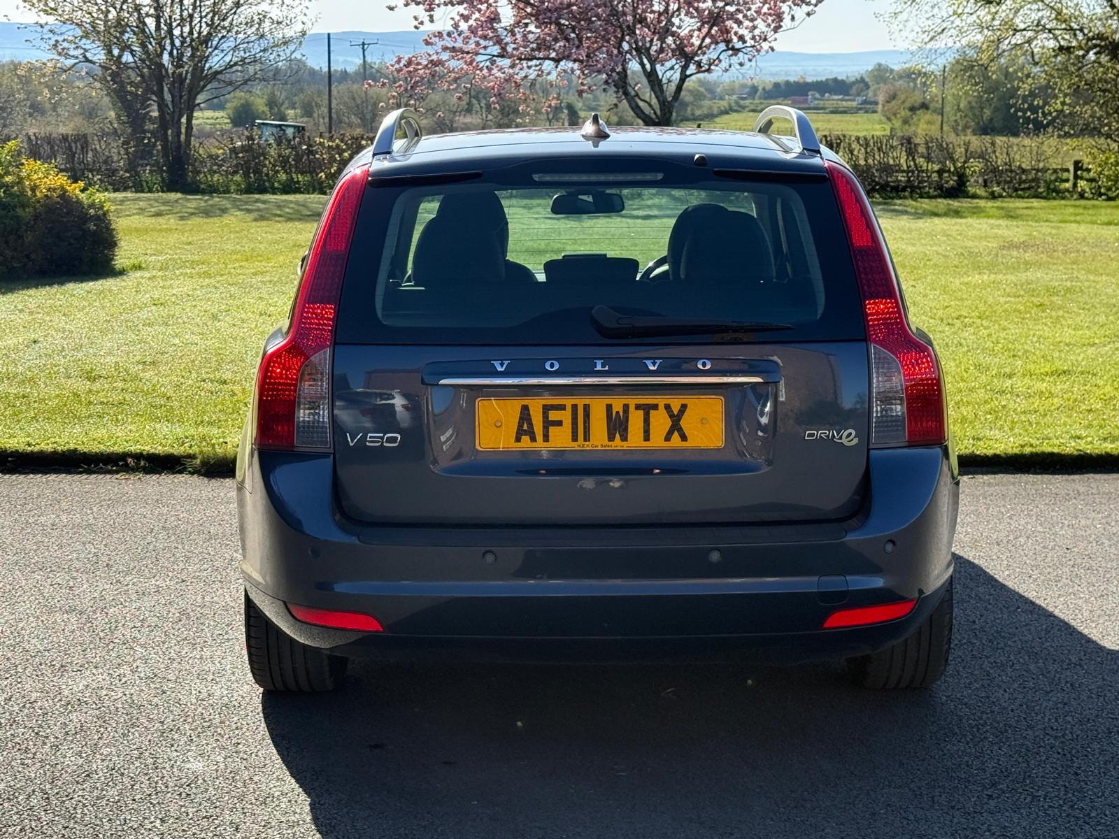 
								VOLVO V50 SE LUX DRIVE D2 full									