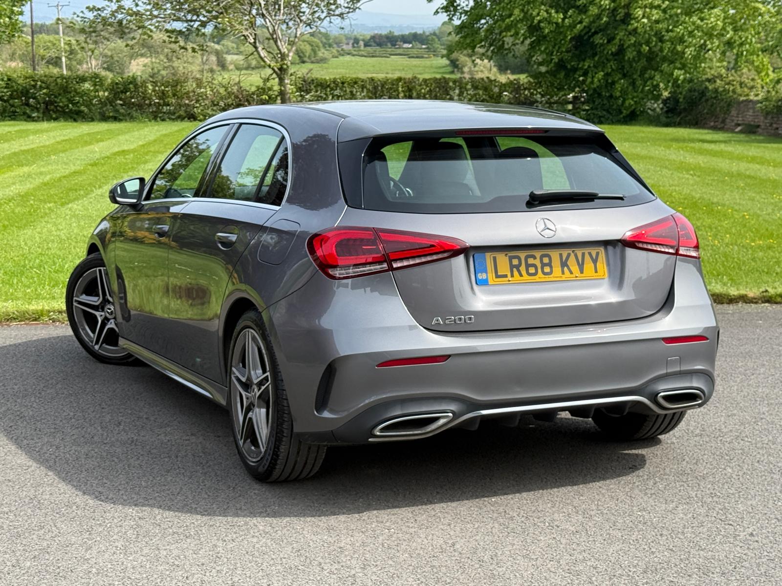 
								Mercedes A-Class A200 AMG Line 7 Speed Auto full									