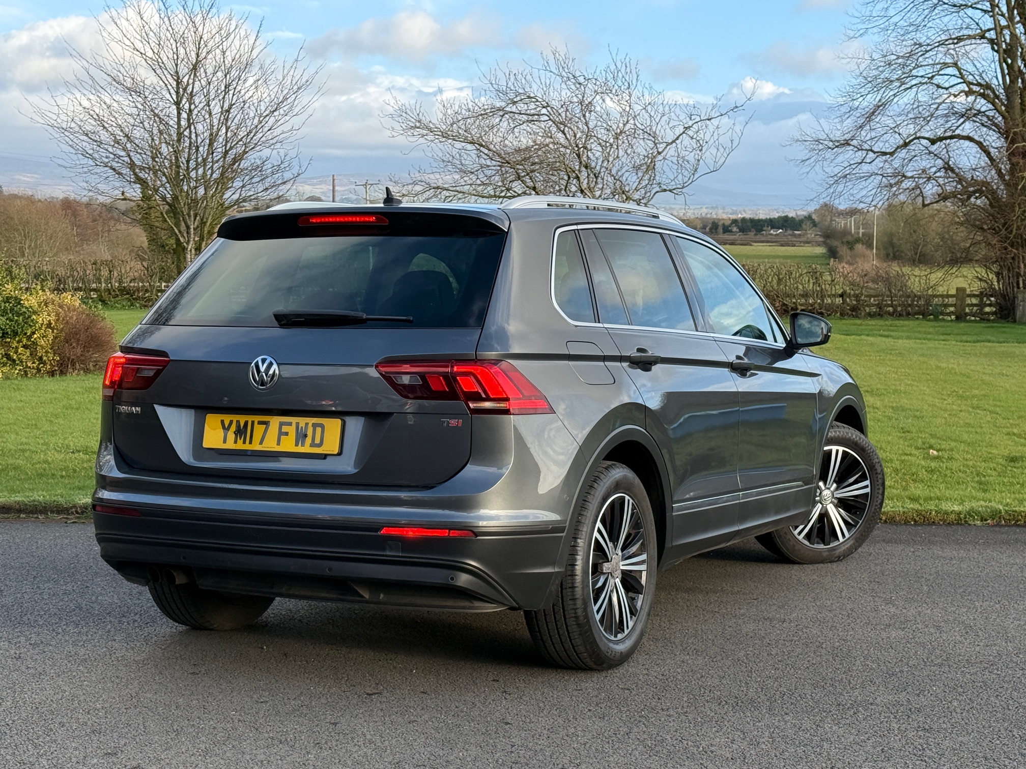 
								Volkswagen Tiguan 1.4 TSi 150 SE full									