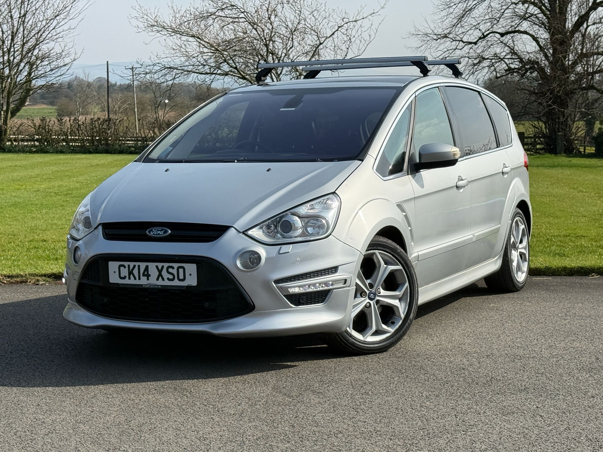 
								Ford S-Max 2.0 TDCi Titanium X Sport Automatic 7 Seater 163 BHP full									