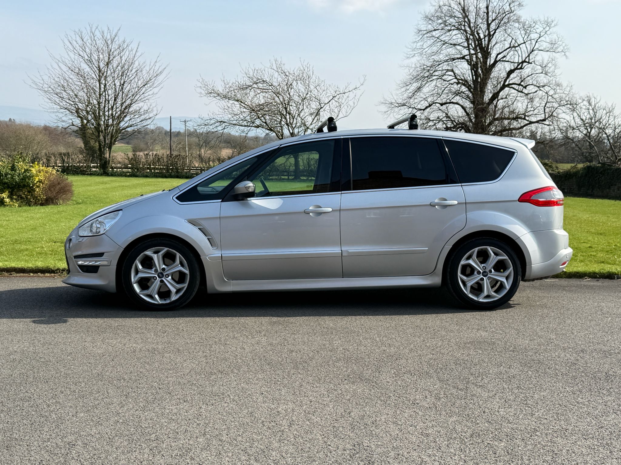 
								Ford S-Max 2.0 TDCi Titanium X Sport Automatic 7 Seater 163 BHP full									