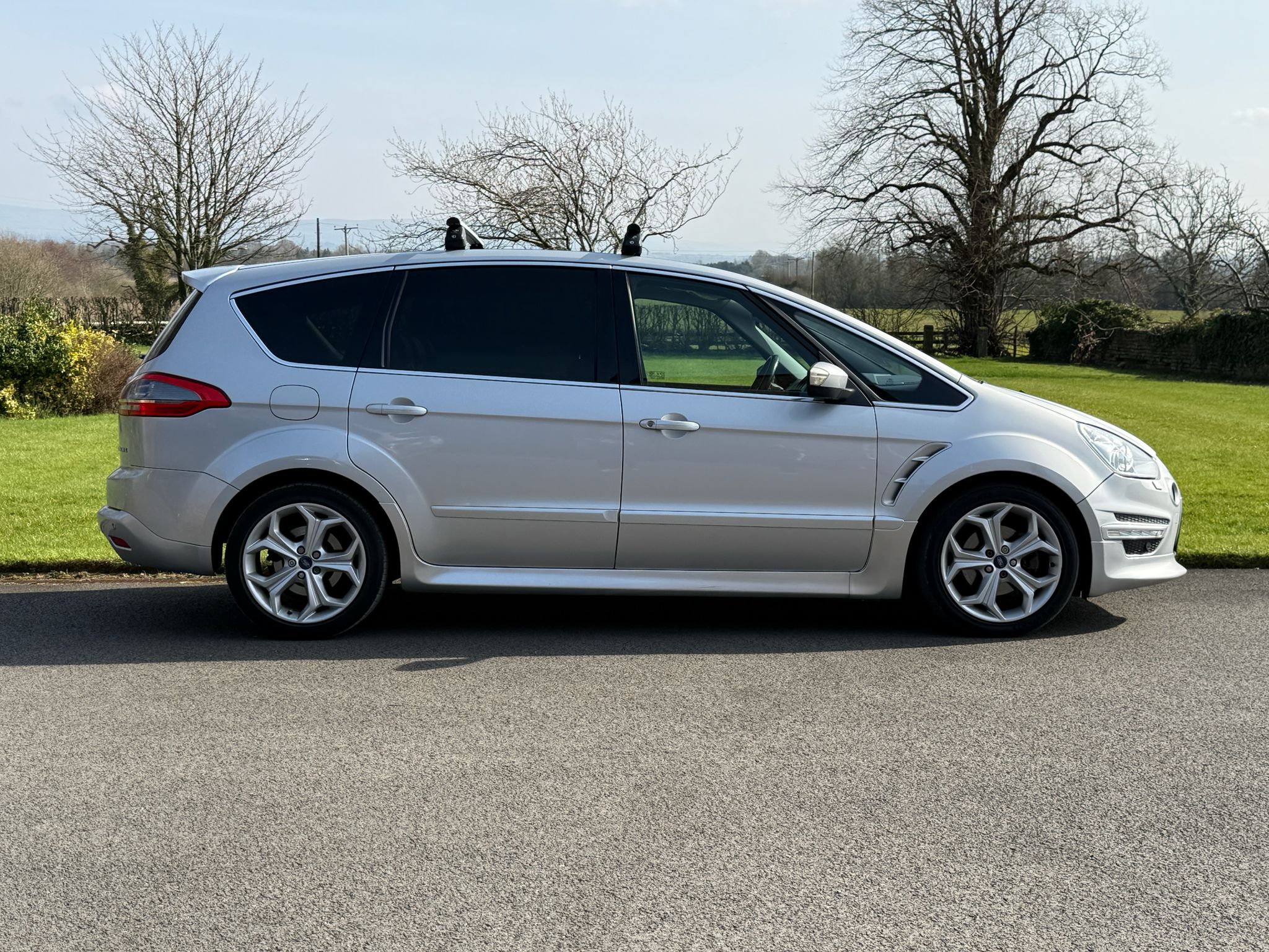 
								Ford S-Max 2.0 TDCi Titanium X Sport Automatic 7 Seater 163 BHP full									