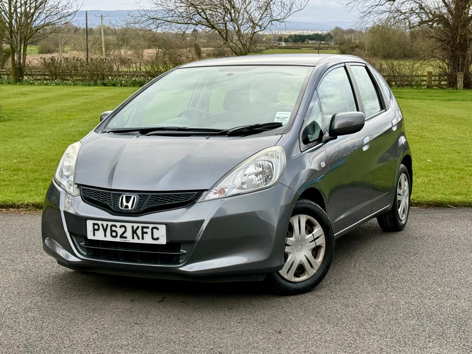 
								Honda Jazz 1.2 I-Vtec SE full									