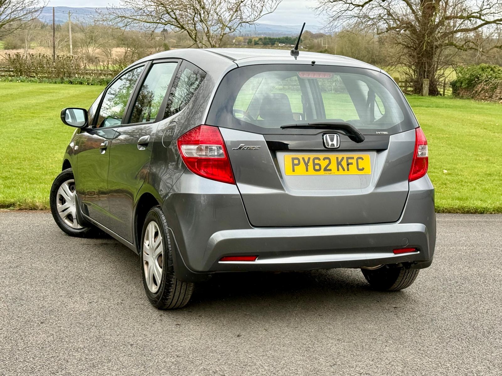 
								Honda Jazz 1.2 I-Vtec SE full									