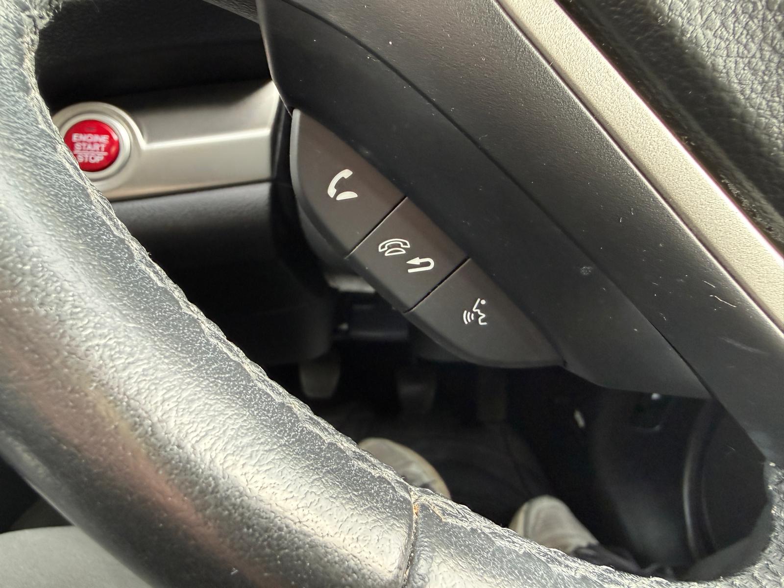 
								Honda CR-V 2.2i DTEC EX full									