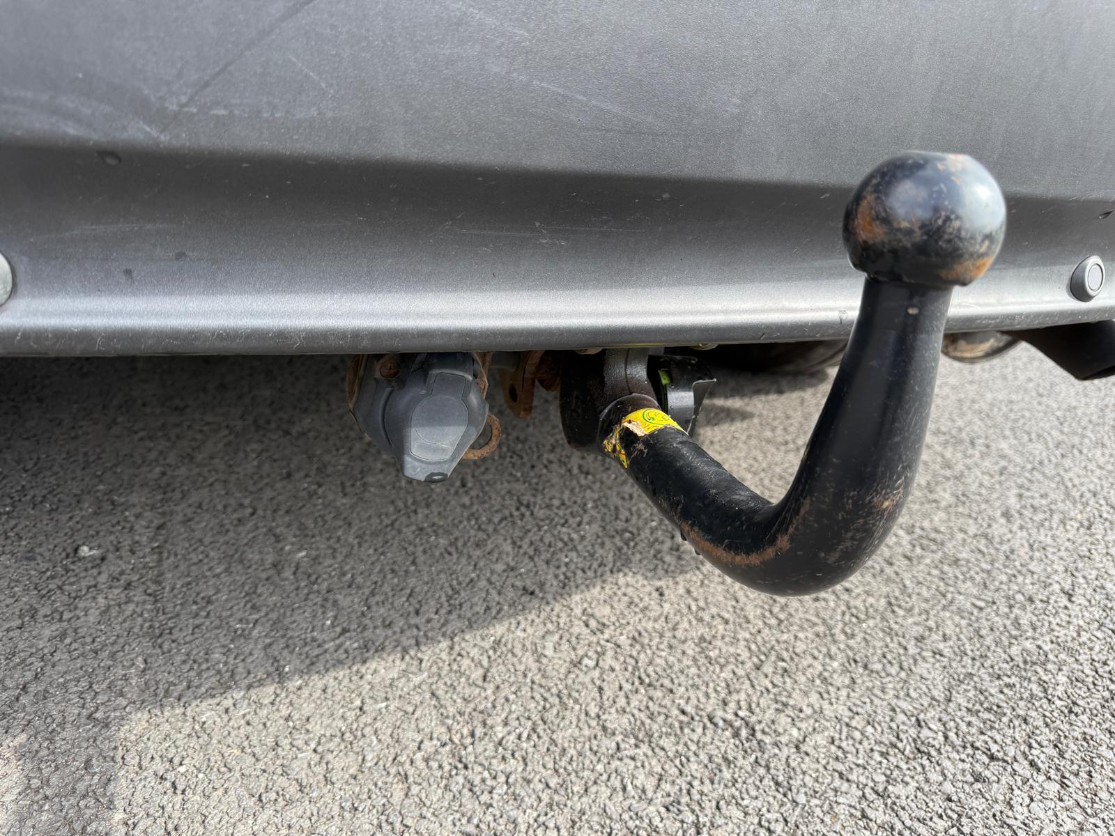 
								Honda CR-V 2.2i DTEC EX full									