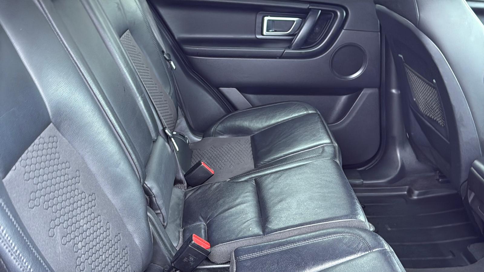 
								Land Rover Discovery Sport 2.0 TD4 Pure full									