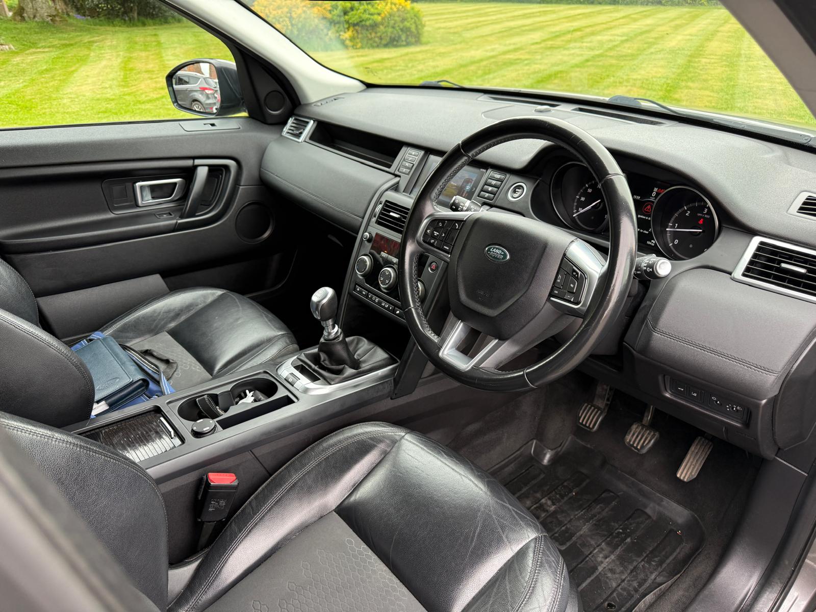 
								Land Rover Discovery Sport 2.0 TD4 Pure full									