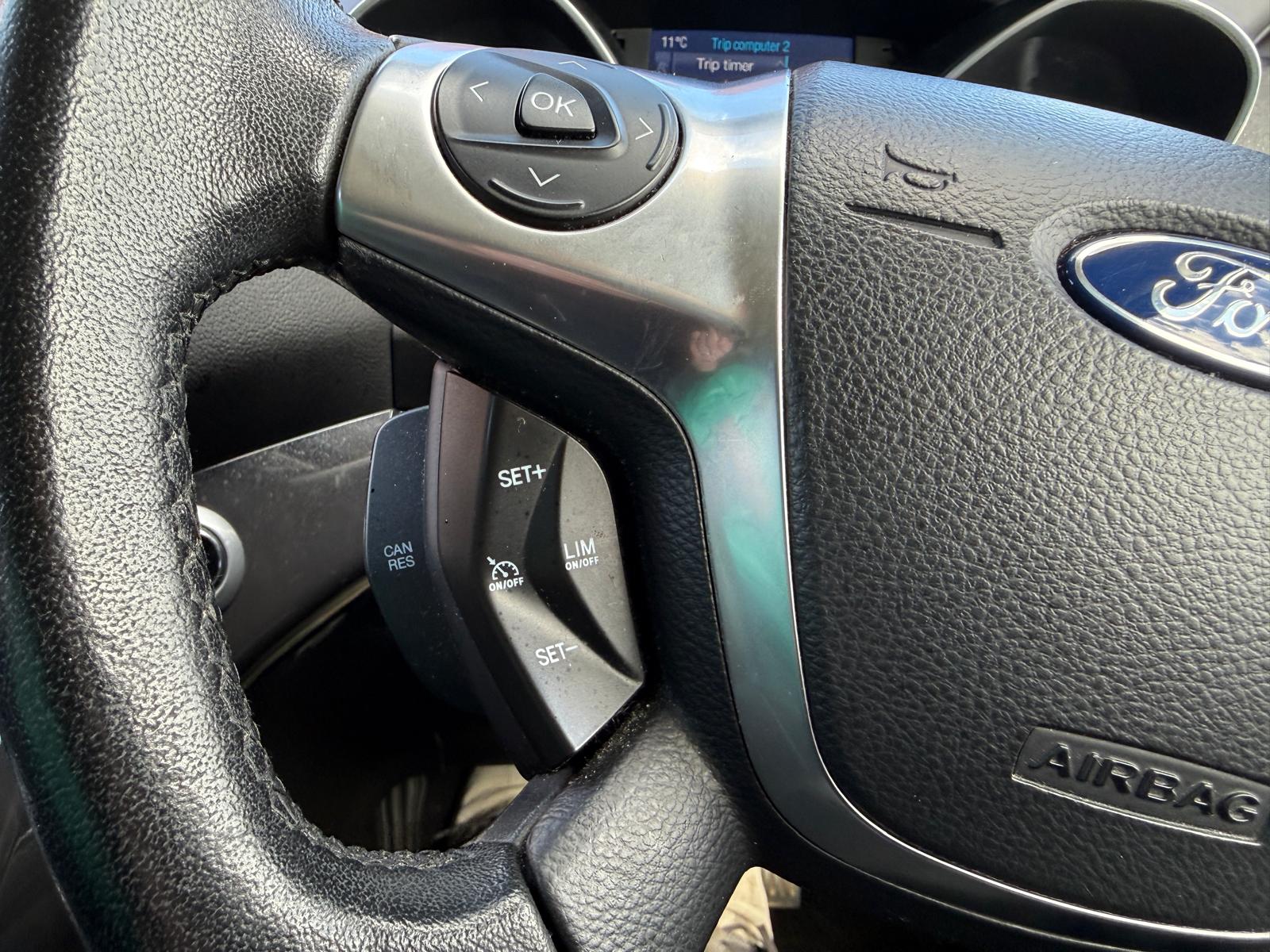 
								Ford Kuga 2.0 TDCi Titanium full									