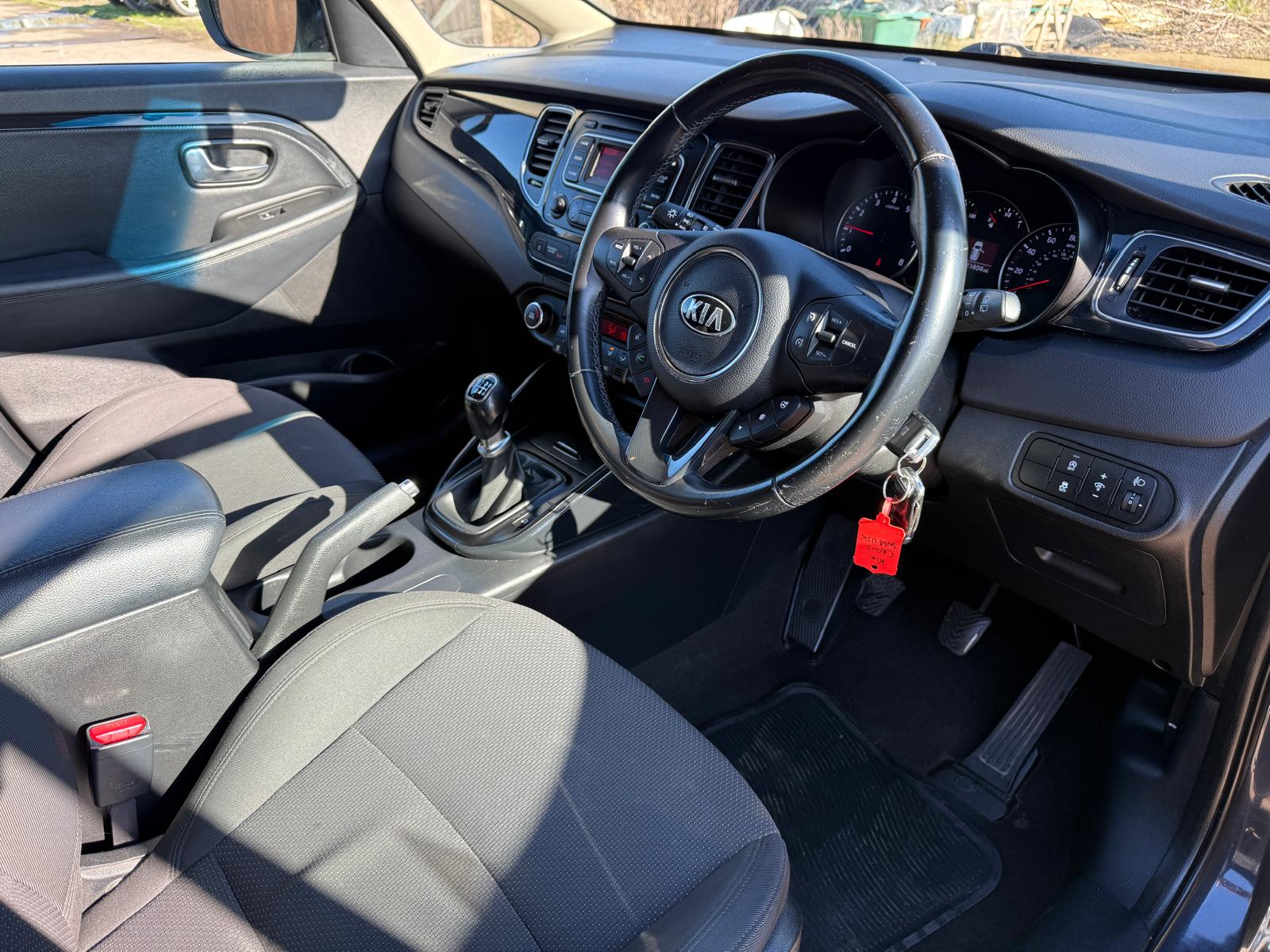 
								Kia Carens Estate 7 Seats 1.6 GDi 2 full									