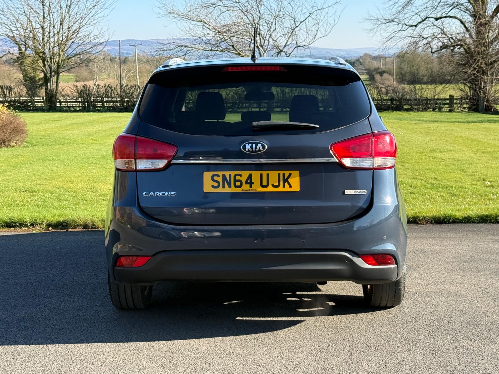 
								Kia Carens Estate 7 Seats 1.6 GDi 2 full									