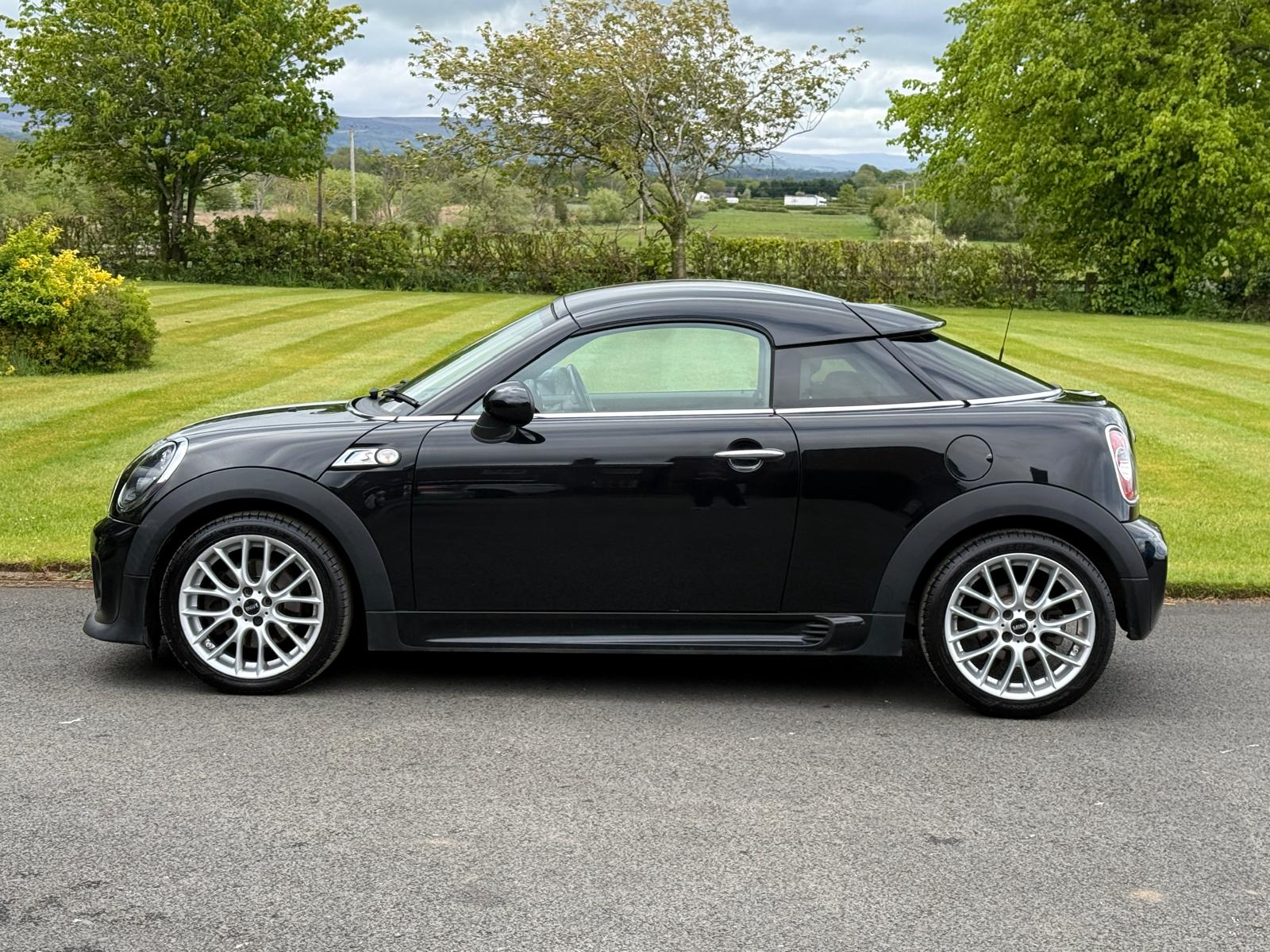 
								Mini Coupe Cooper S John Cooper Works full									