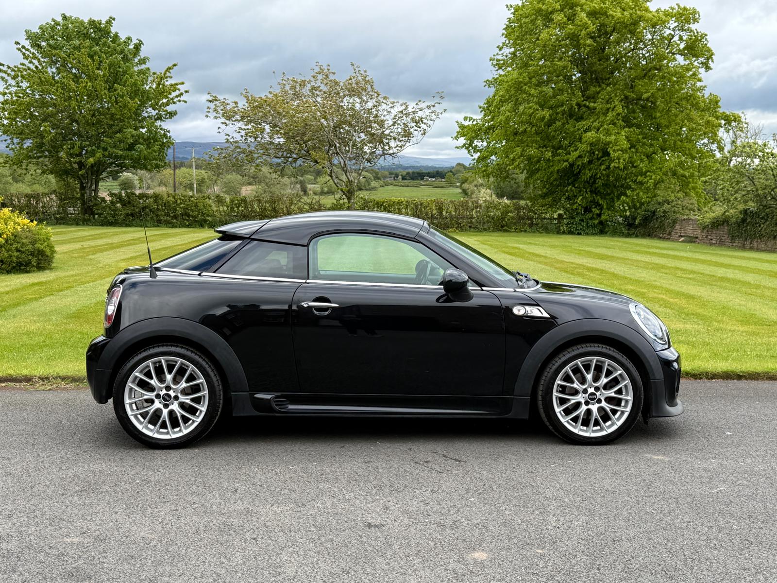
								Mini Coupe Cooper S John Cooper Works full									