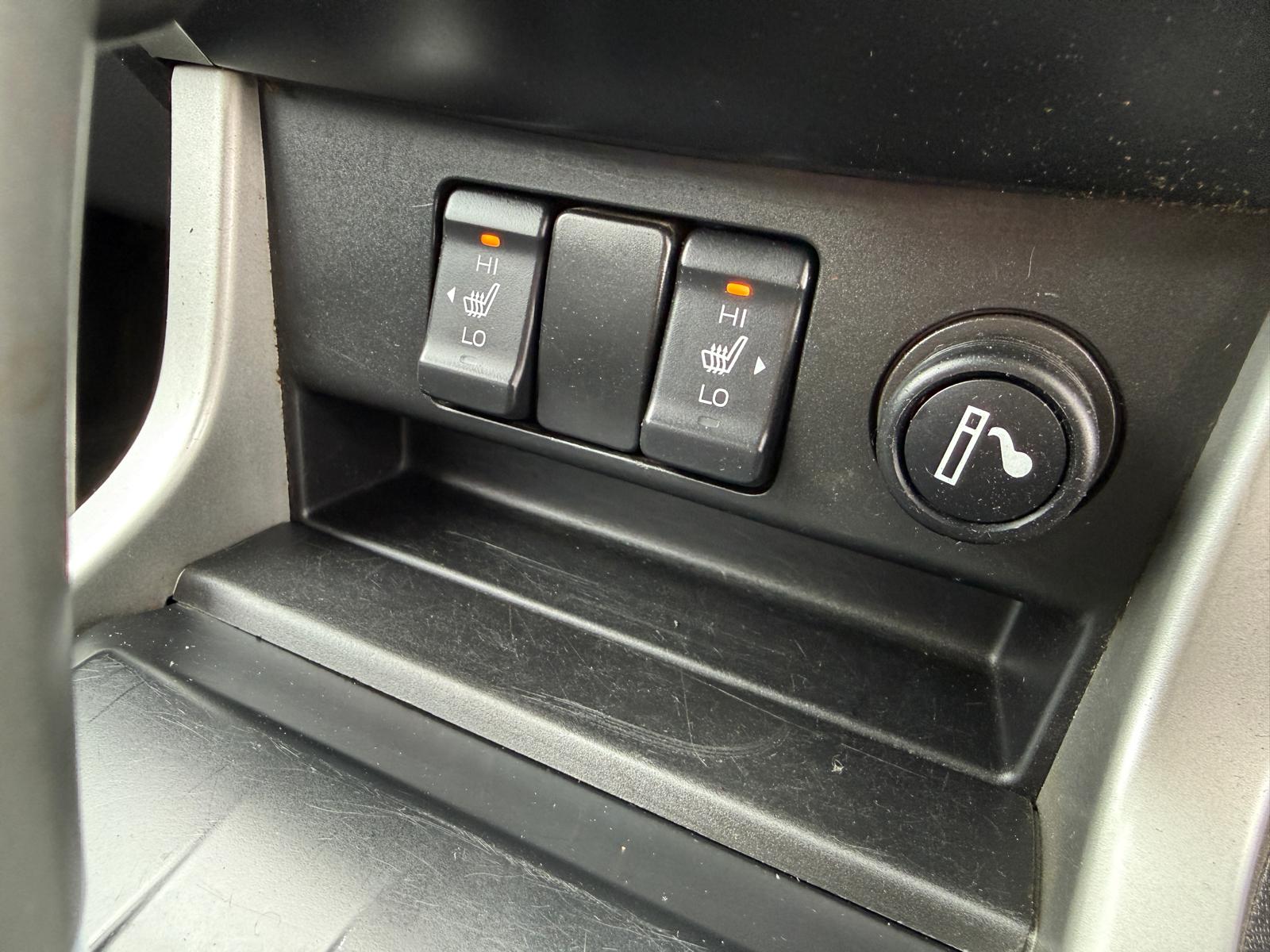 
								Isuzu D-Max Utah 2.5 full									