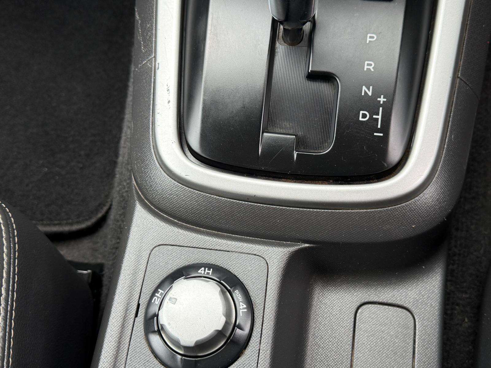 
								Isuzu D-Max Utah 2.5 full									