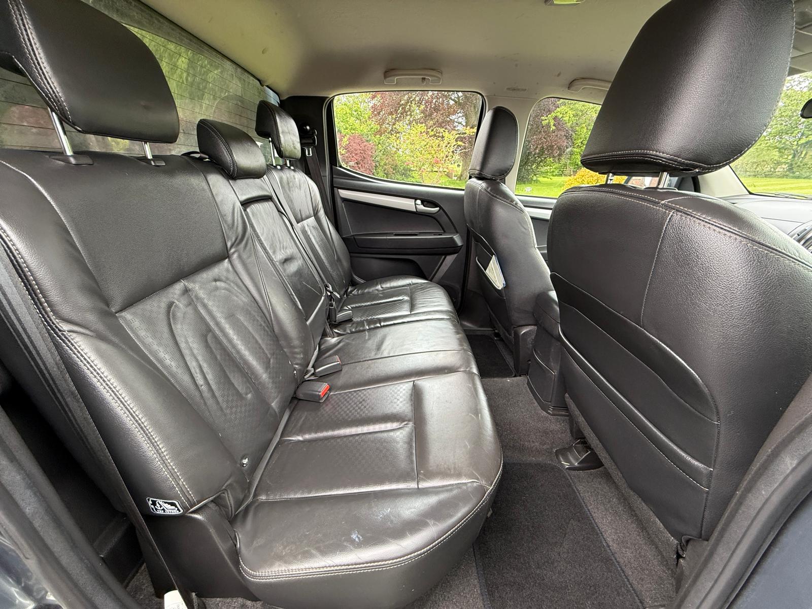 
								Isuzu D-Max Utah 2.5 full									