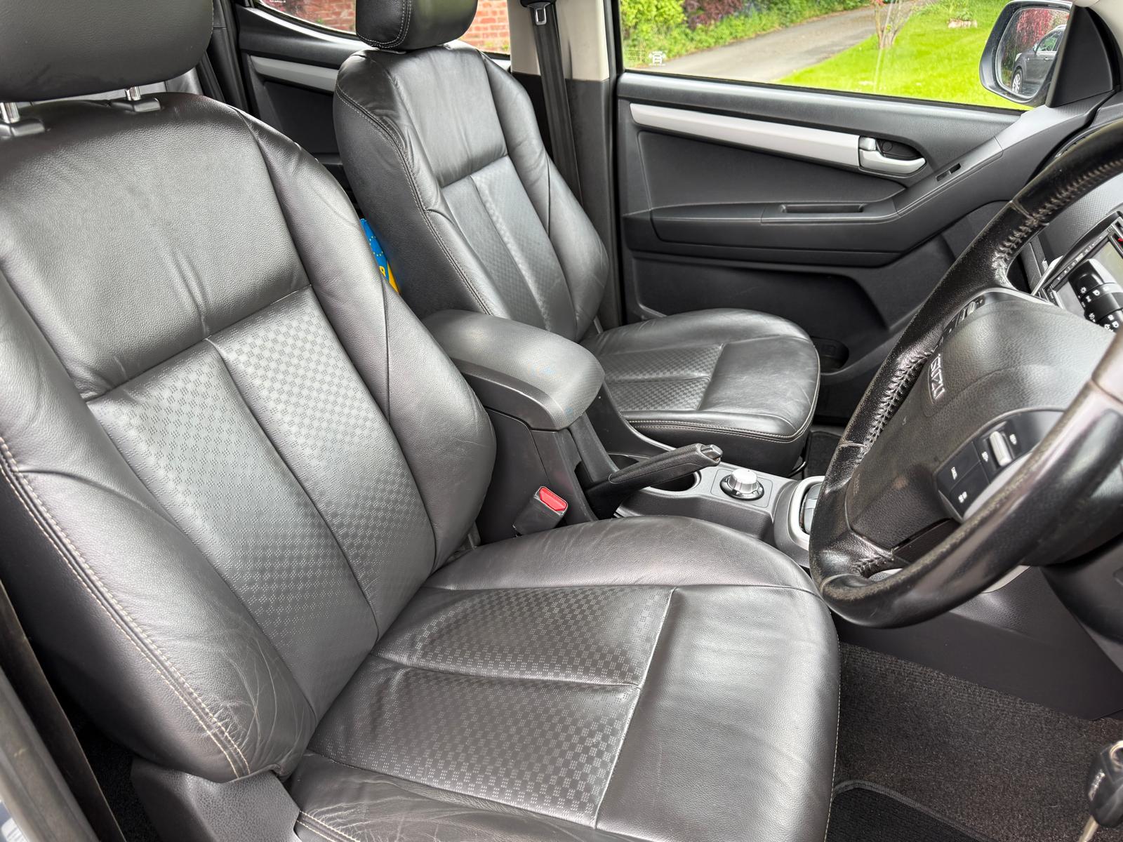 
								Isuzu D-Max Utah 2.5 full									