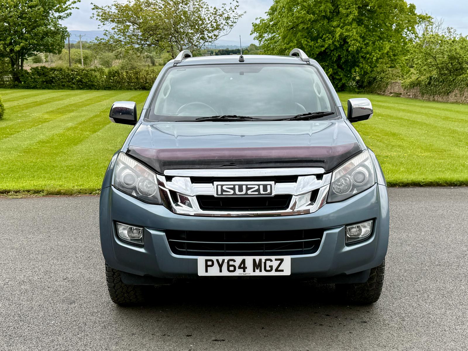 
								Isuzu D-Max Utah 2.5 full									