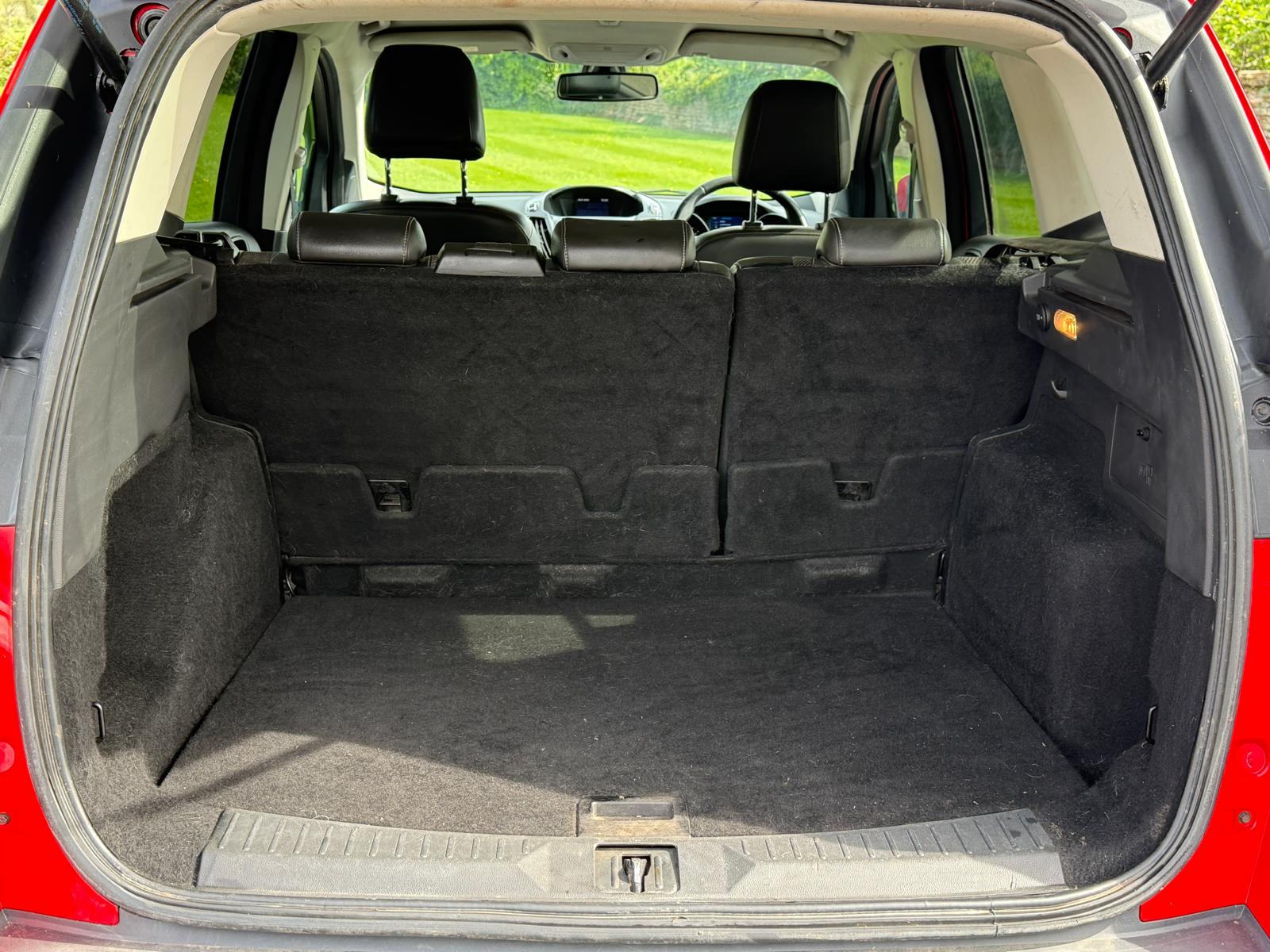 
								Ford Kuga 2.0 TDCi Titanium 4×4 full									