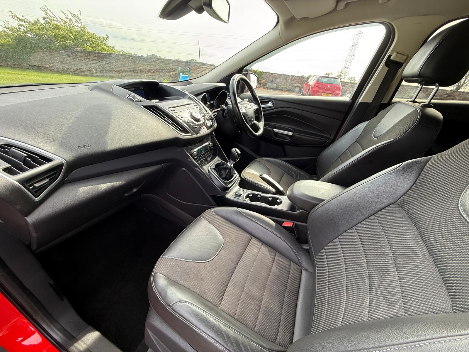
								Ford Kuga 2.0 TDCi Titanium 4×4 full									