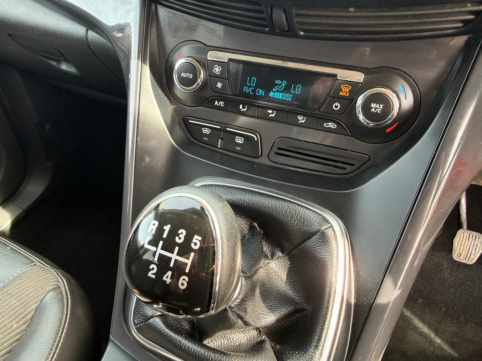 
								Ford Kuga 2.0 TDCi Titanium 4×4 full									