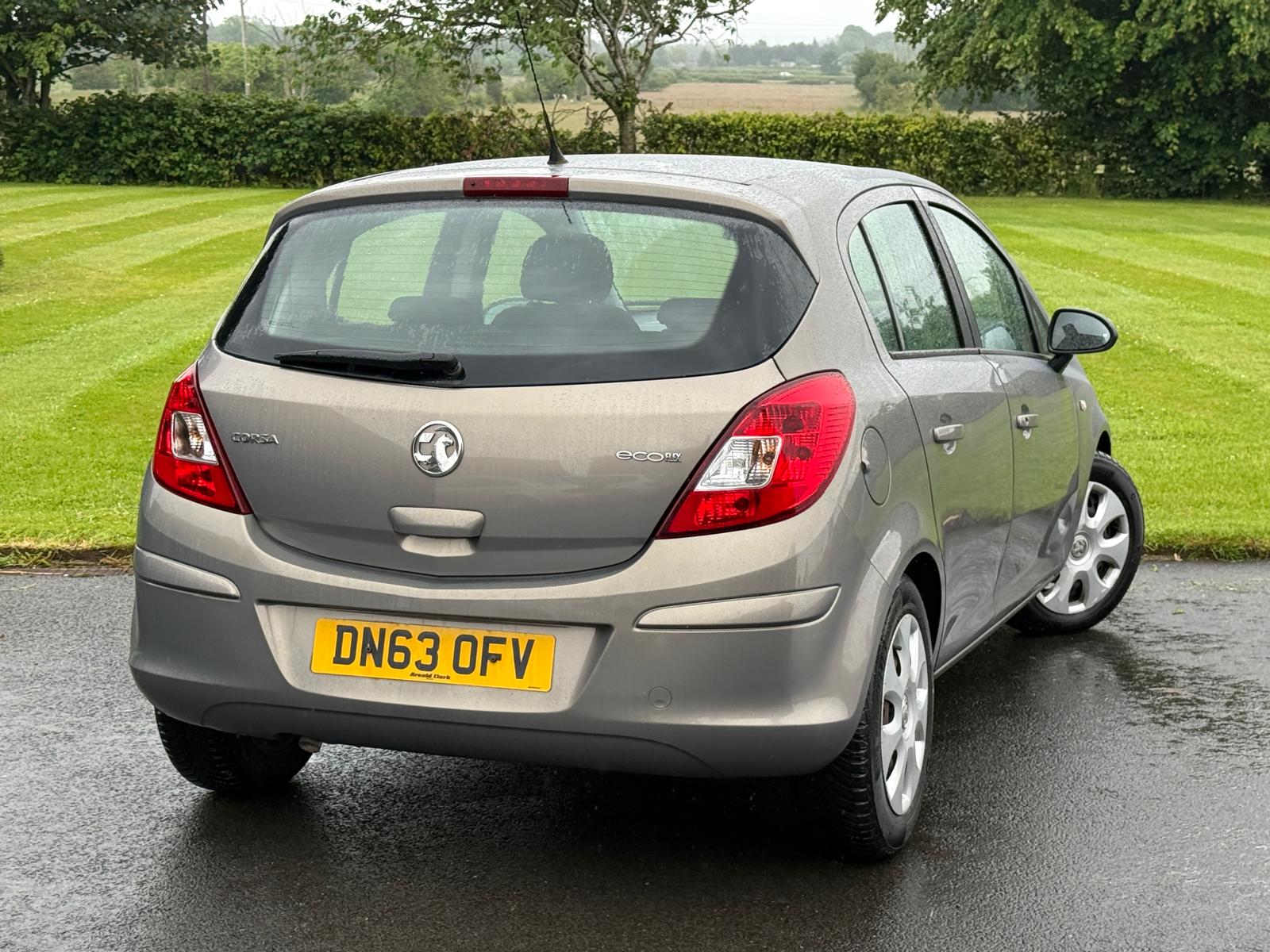 
								Vauxhall Corsa 1.3 CDTi Executive full									