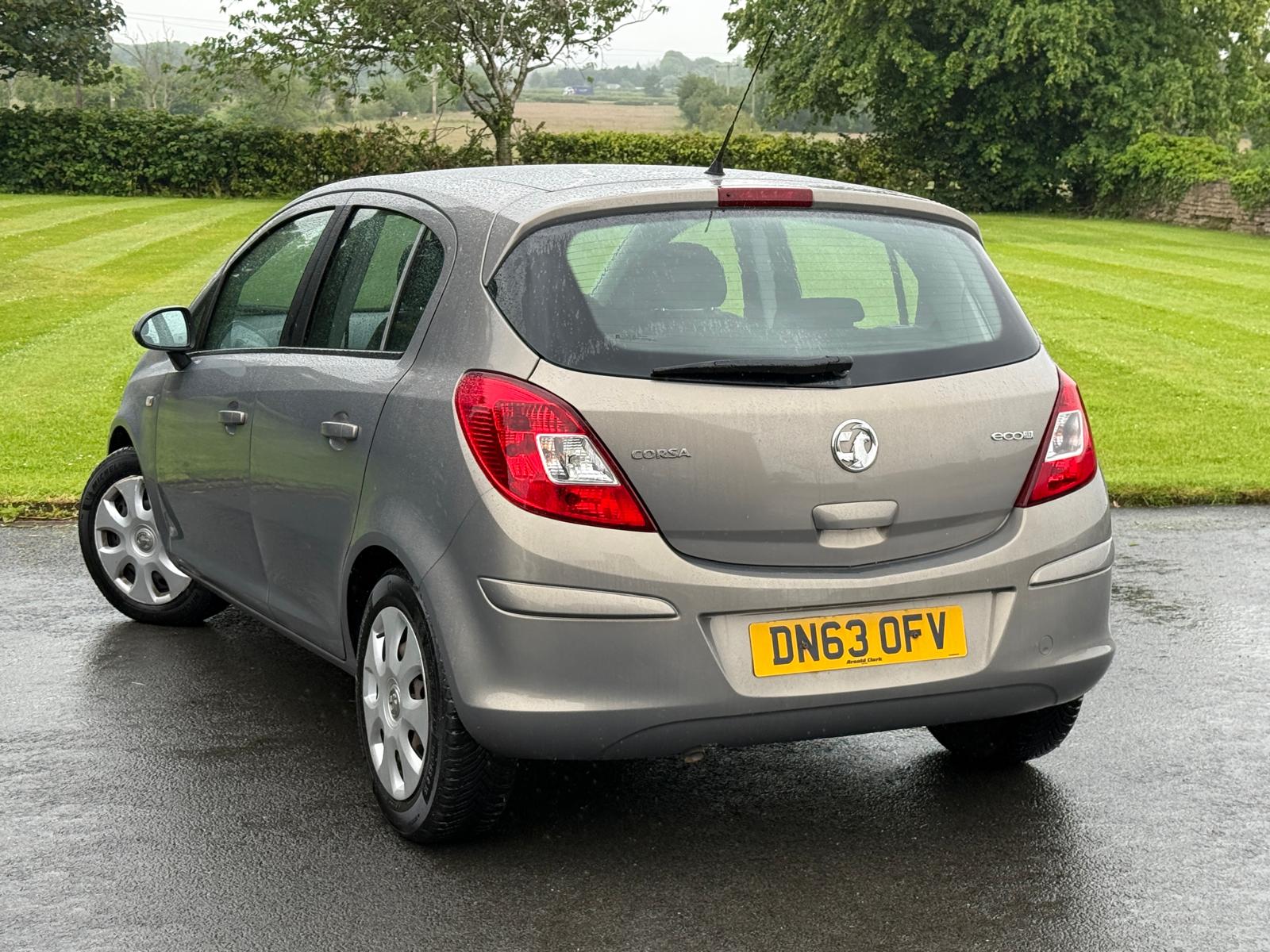 
								Vauxhall Corsa 1.3 CDTi Executive full									