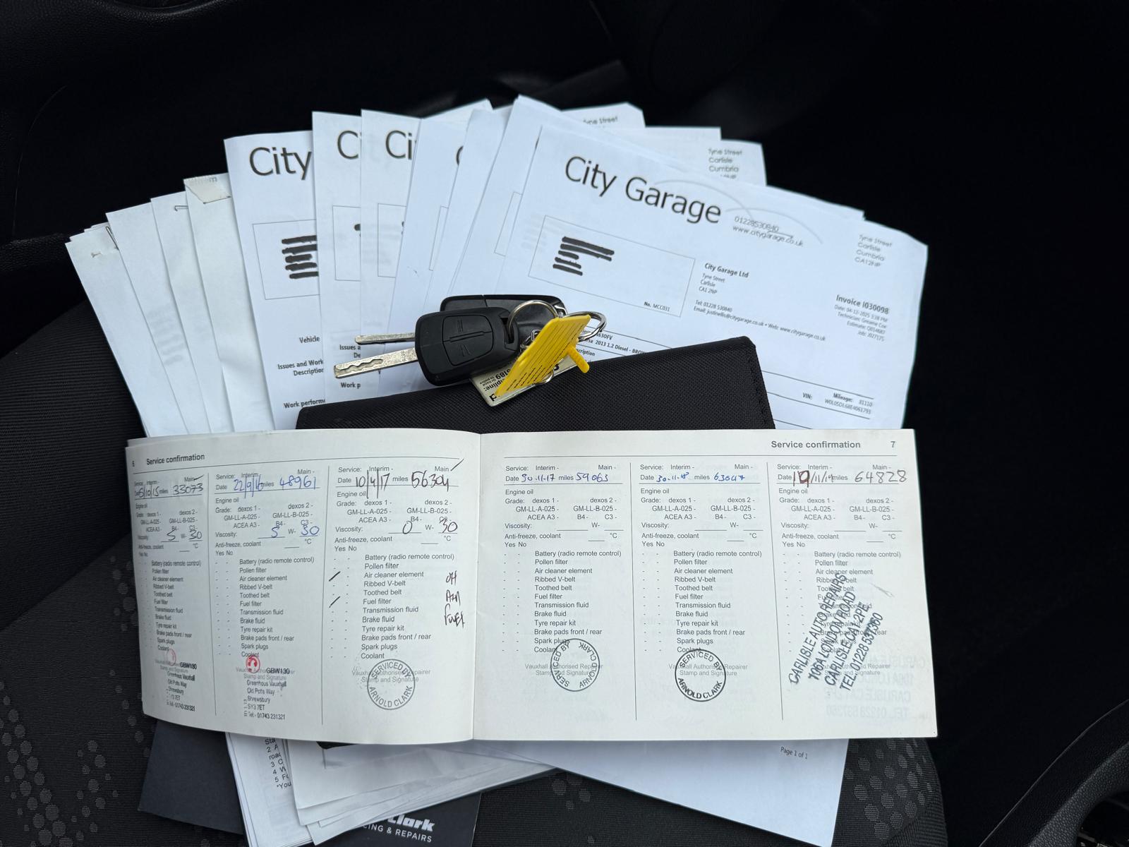 
								Vauxhall Corsa 1.3 CDTi Executive full									