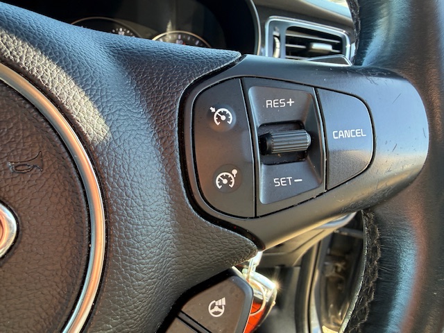 
								Kia Carens Estate 7 Seats 1.6 GDi 2 full									