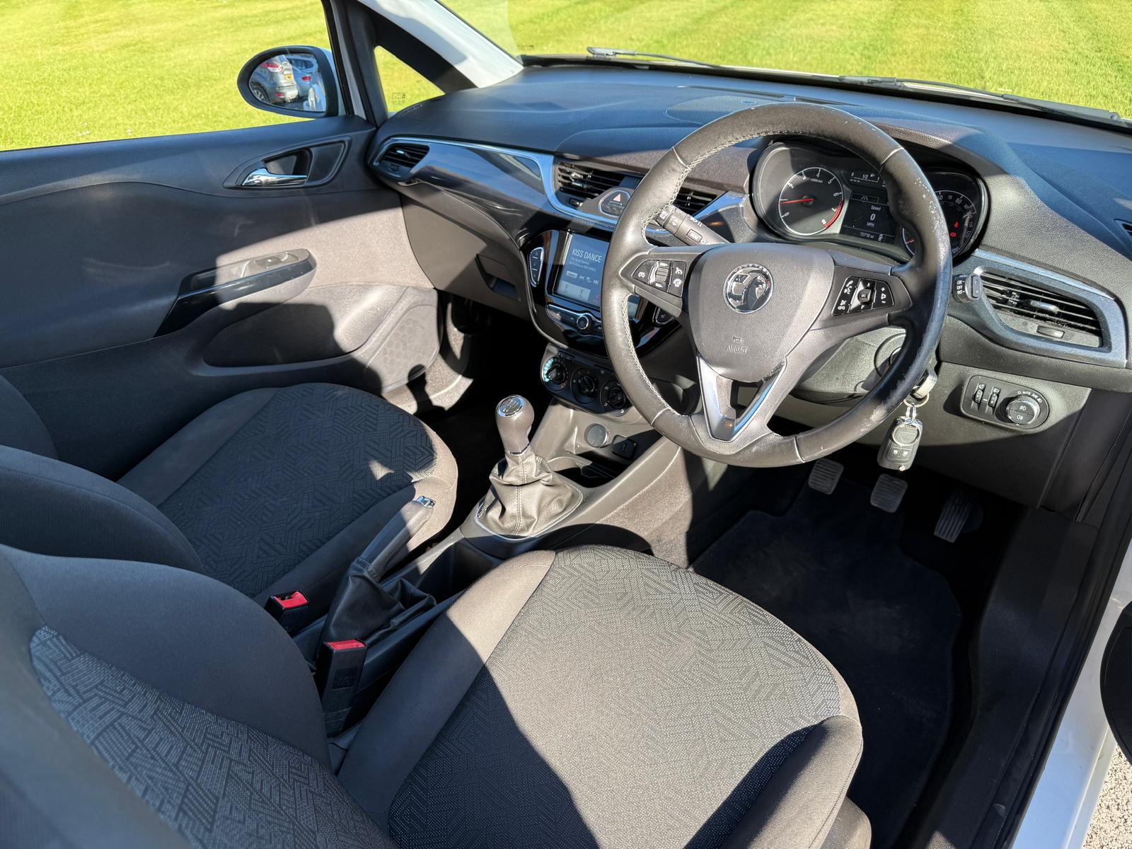 
								Vauxhall Corsa 1.4i Energy EcoFlex Winter Pack full									