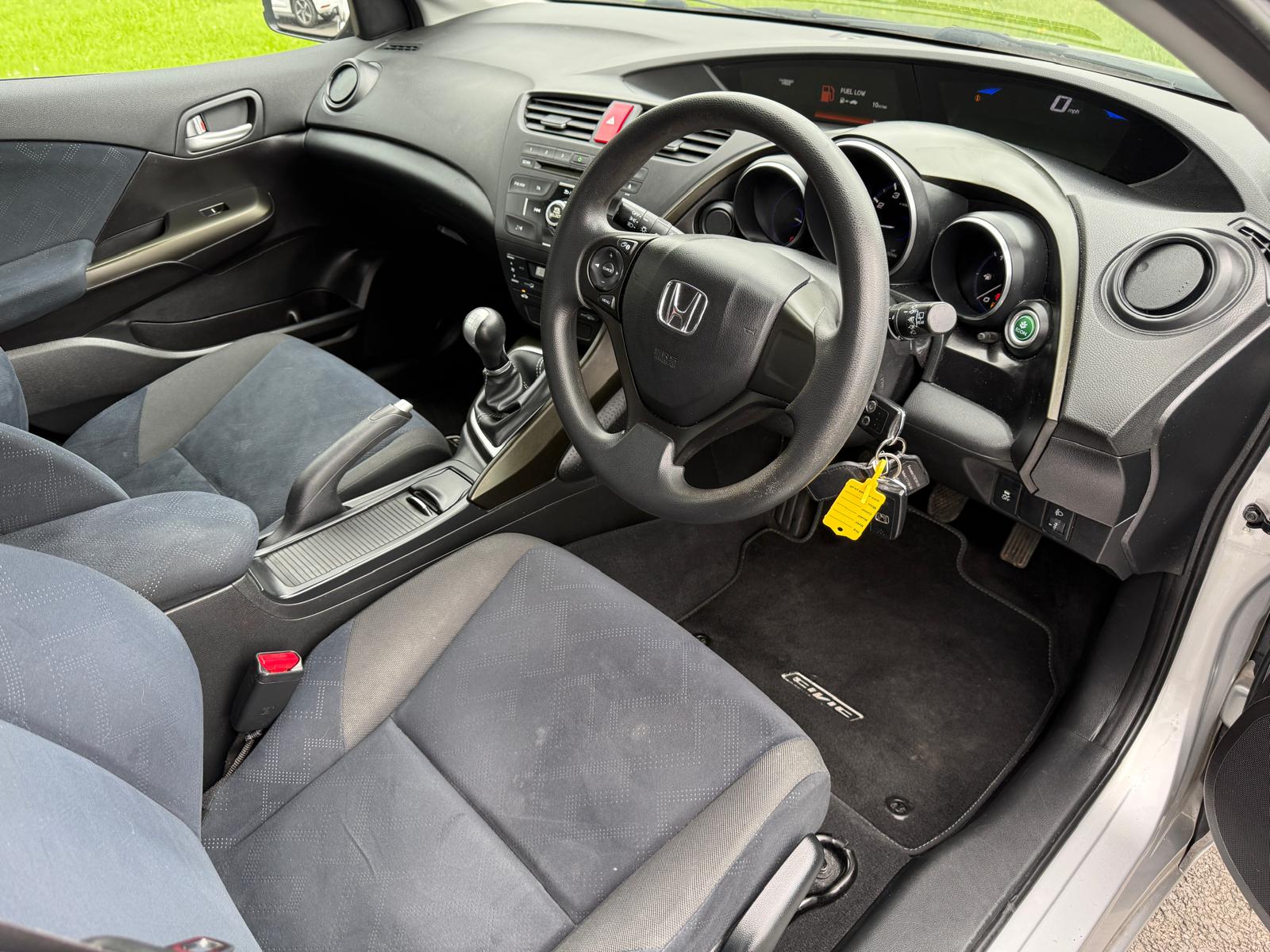 
								Honda Civic SE 1.4i-Vtec 5dr full									