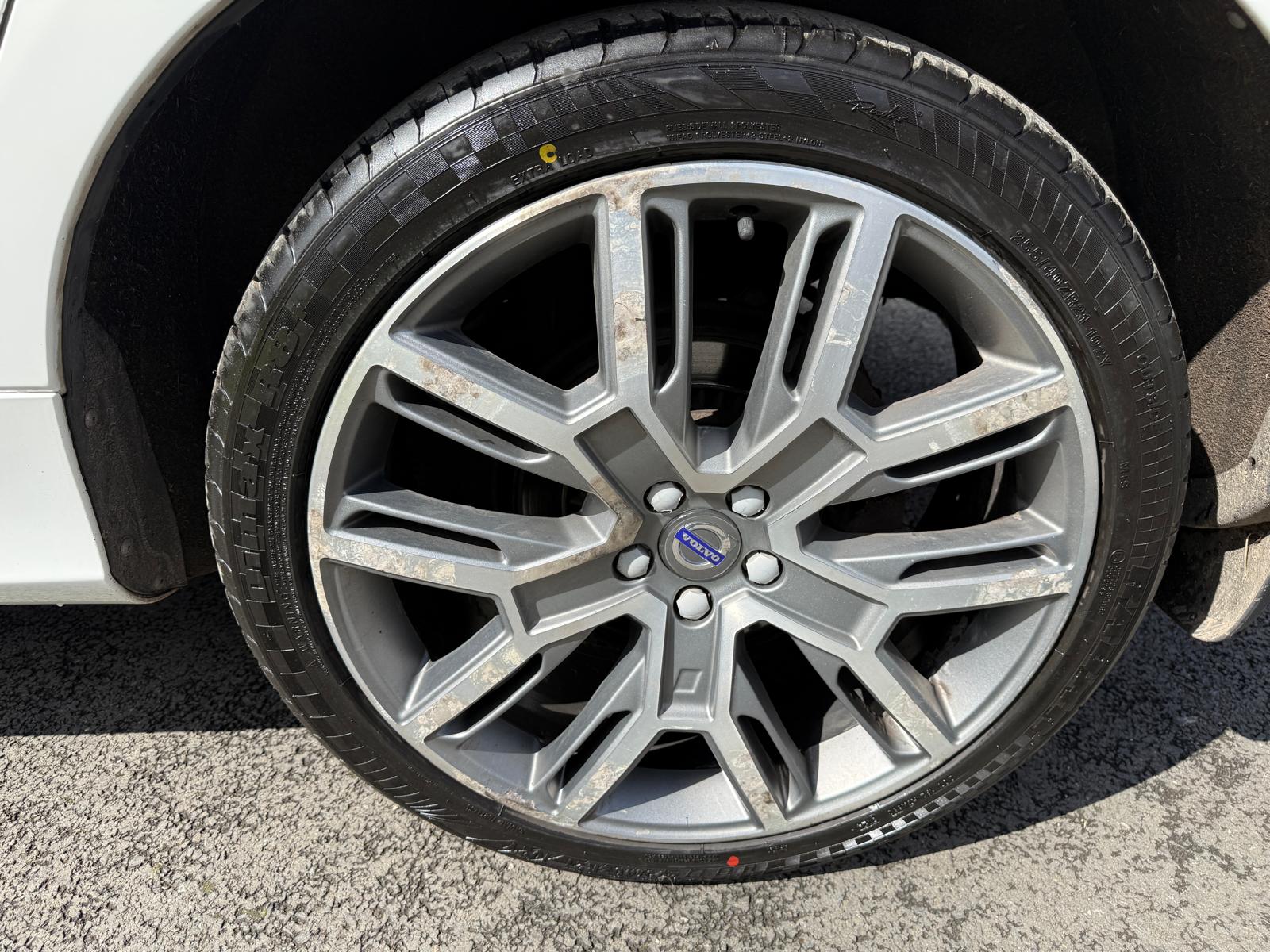 
								Volvo XC60 SE Nav AWD D4 full									