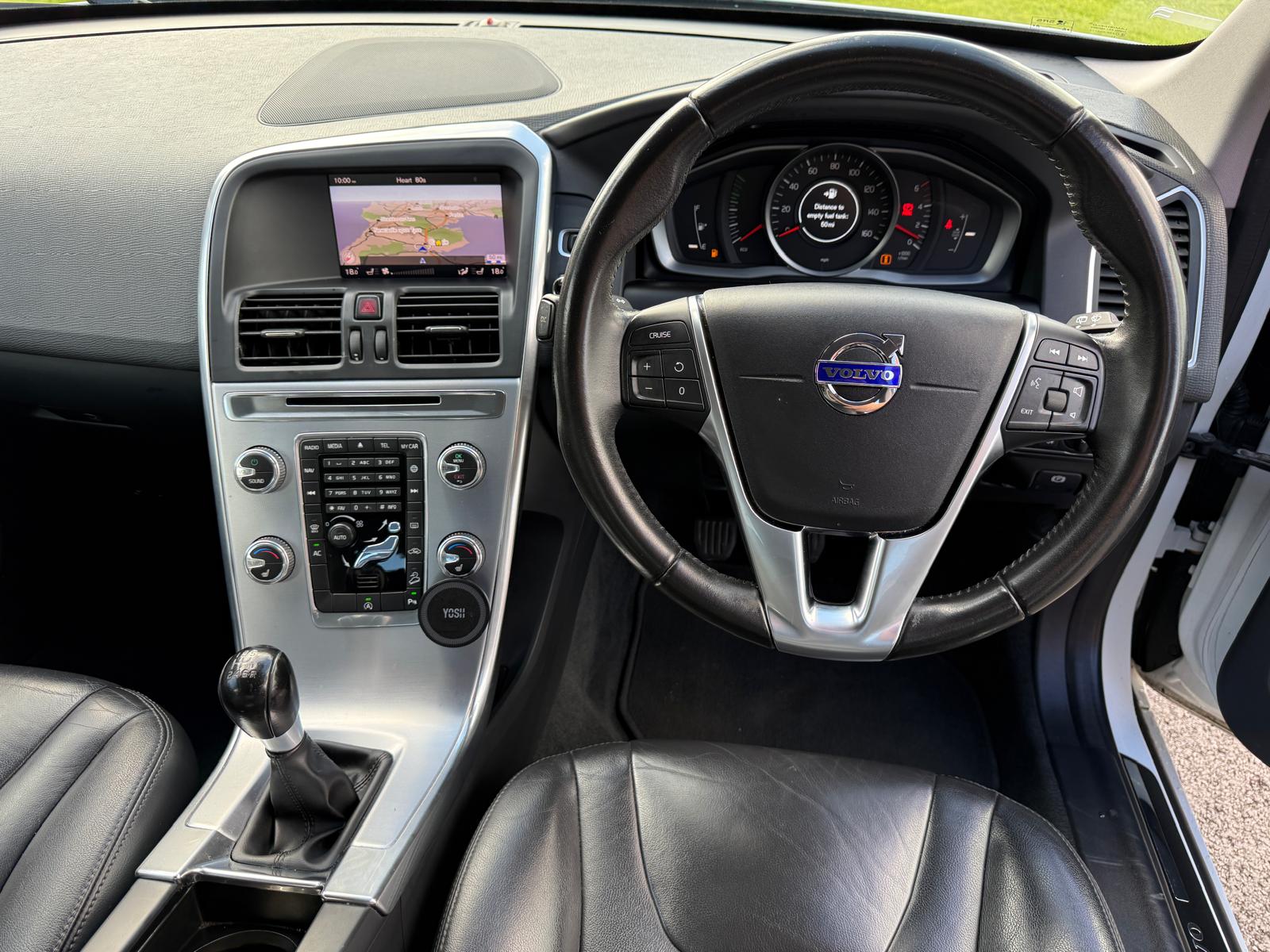 
								Volvo XC60 SE Nav AWD D4 full									