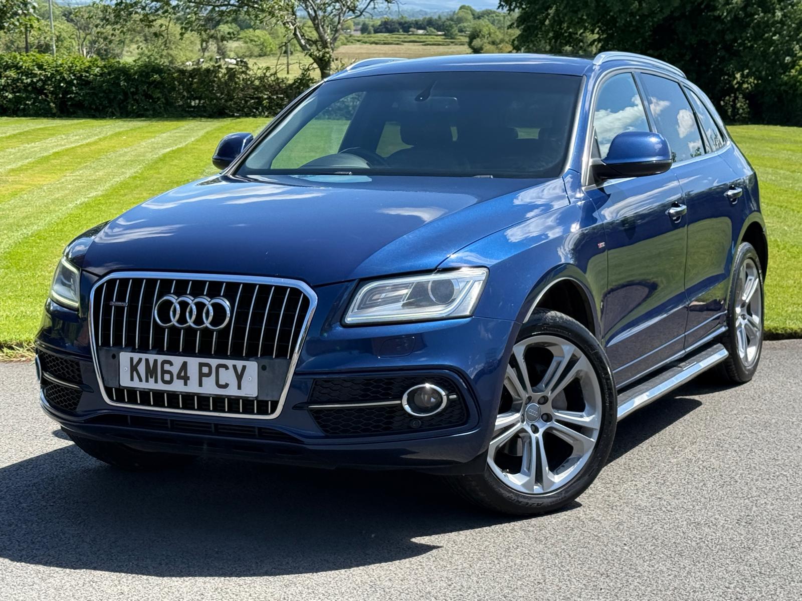 
								Audi Q5 S-Line + Quattro 2.0 TDi full									