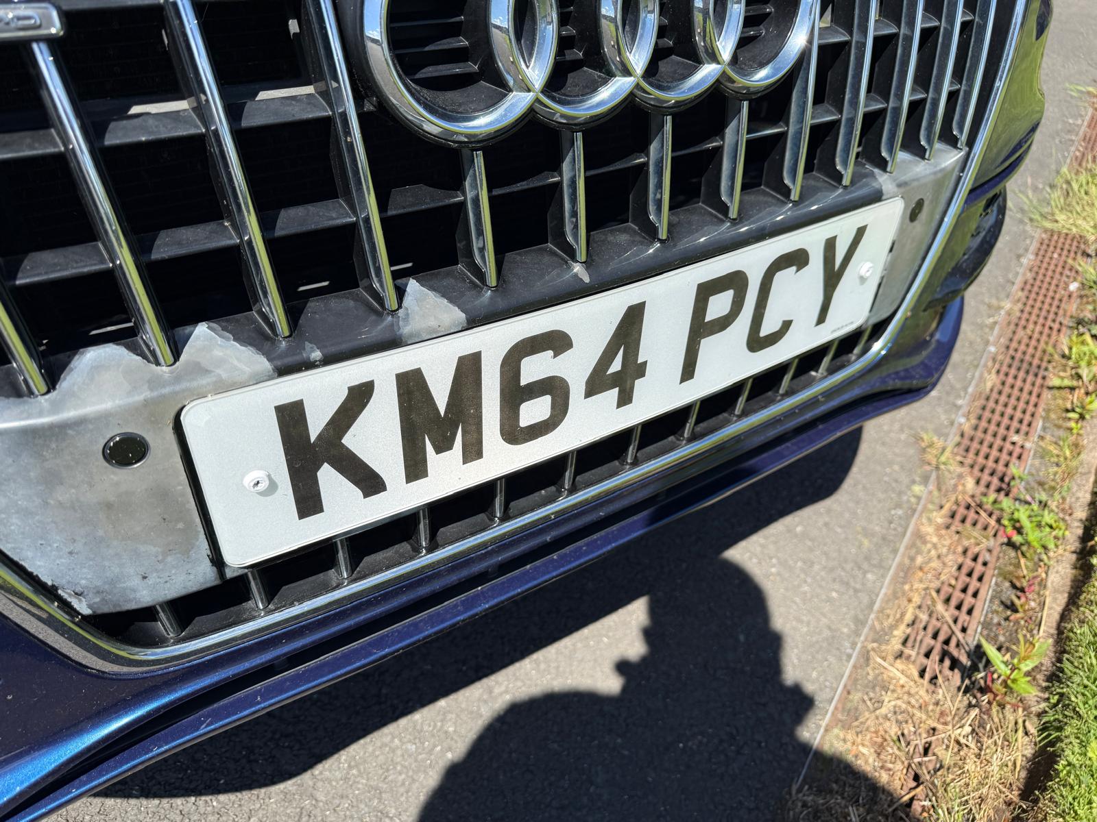 
								Audi Q5 S-Line + Quattro 2.0 TDi full									